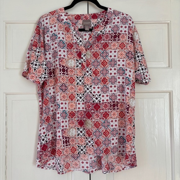Chico’s Size 1‎ Tile Paisley Floral Patterned High Low Top Chicos Size Medium - Picture 1 of 12